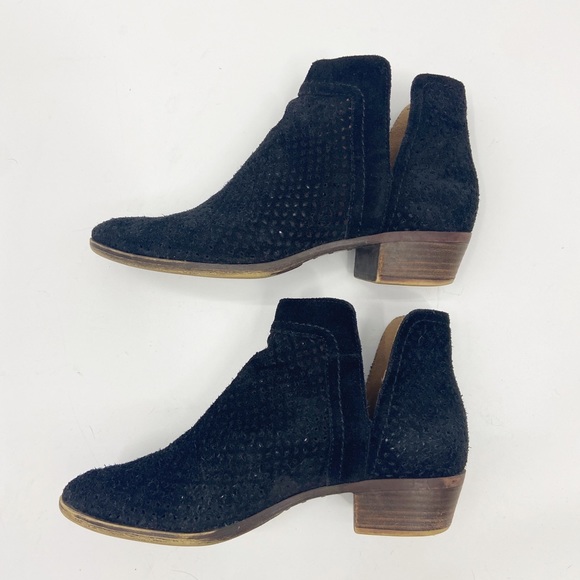 LUCKY Braylie Perforated Black Suede Booties 9 - Picture 4 of 8